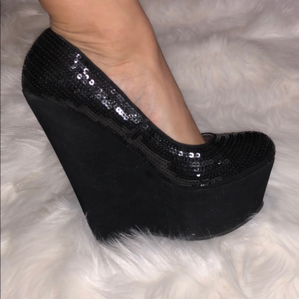 SEQUIN WEDGES